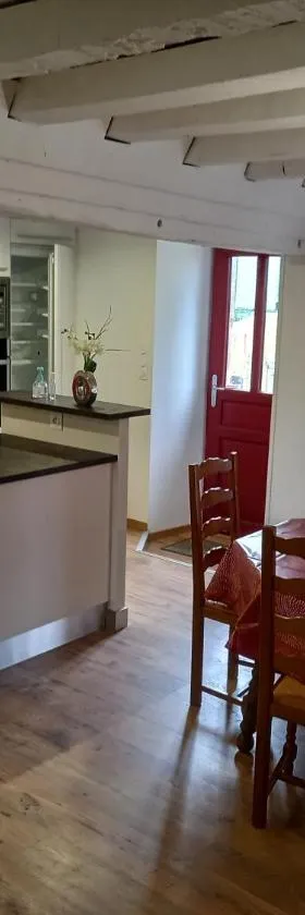 Chez Jojo à St fraimbault，位于Saint-Fraimbault-de-Prières的酒店