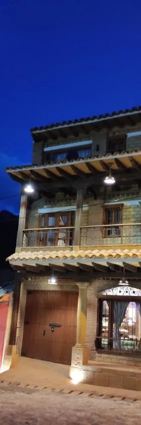 Casona Real Santa Barbara，位于拉基拉的酒店
