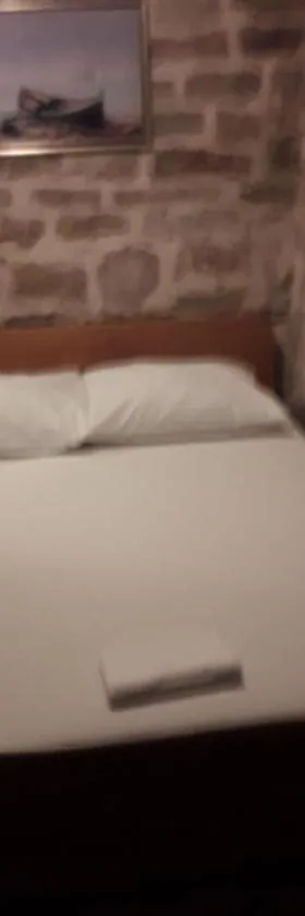 room Ami，位于卡什泰拉的酒店
