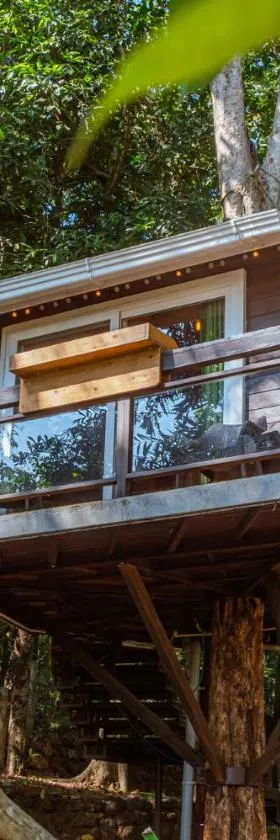 Nirvana Hill Resort，位于Curtorim的酒店