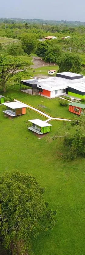 Glamping - Calochorno，位于Alcalá的酒店