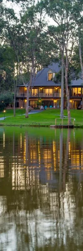 Lincoln Downs Resort Batemans Bay，位于巴特曼斯贝的酒店