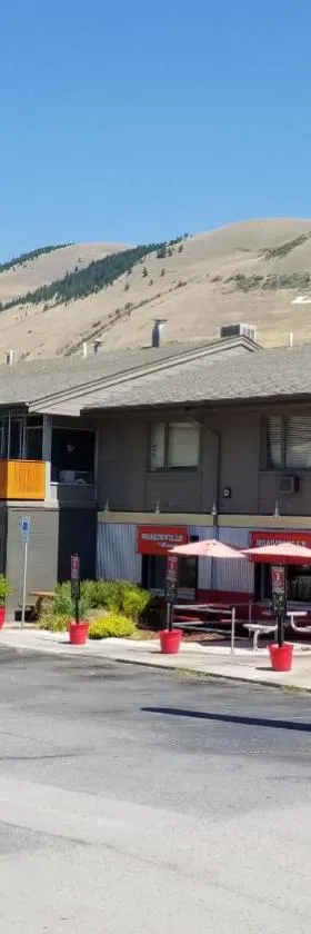 Days Inn and Suites by Wyndham Downtown Missoula-University，位于米苏拉的酒店