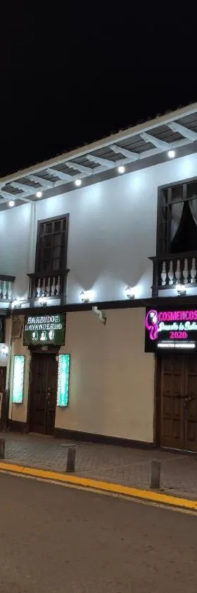 Hotel el Che No apto para corruptos，位于Azogues的酒店