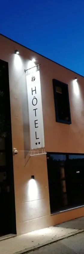 乐日克奥德酒店，位于Domagné的酒店