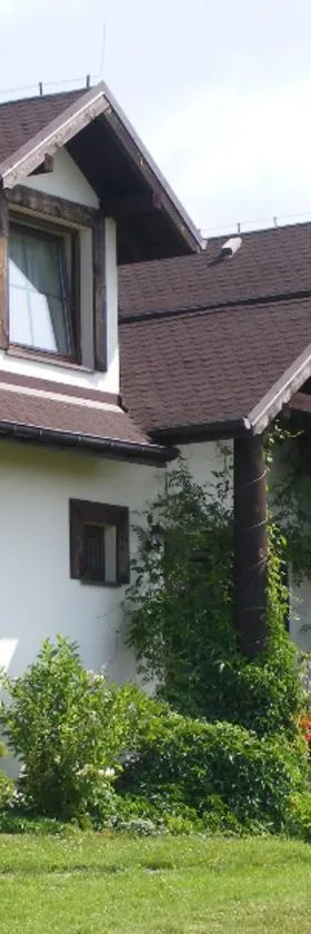 Dworek Lachowicze，位于Grzegorzewice的酒店