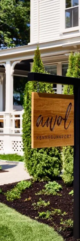 AWOL Kennebunkport，位于肯尼邦克港的酒店