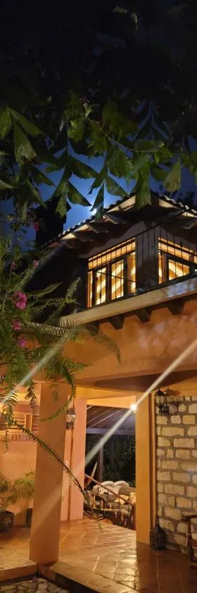索莱达旅馆，位于拉塞瓦的酒店