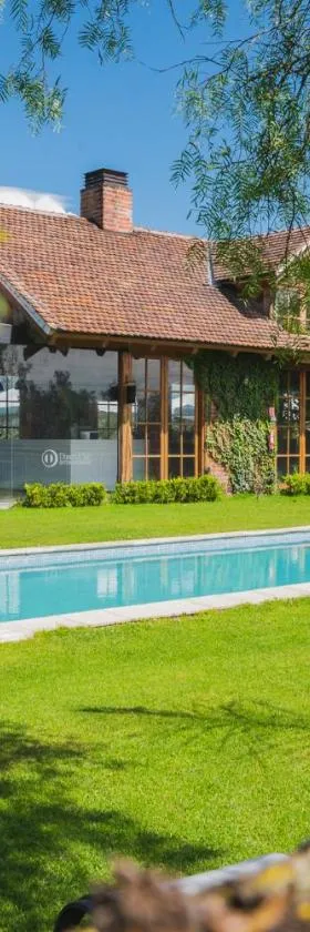 La Palma Polo Hotel - Airport Area，位于Puembo的酒店