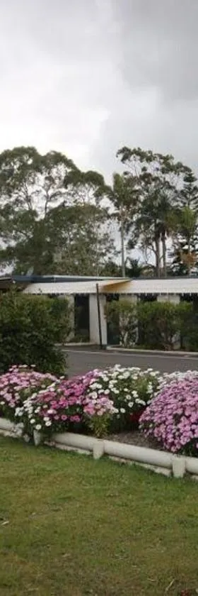 Lake Munmorah Motel，位于Lake Munmorah的酒店