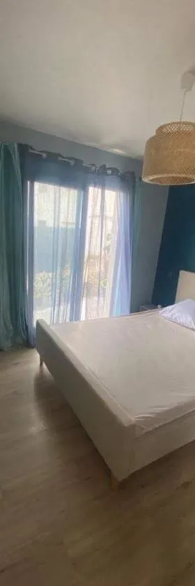 Maison cosy au calme，位于卢河畔拉科尔的酒店