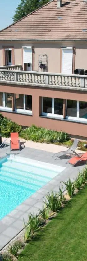 Maison Curiale，位于Montreux-Château的酒店