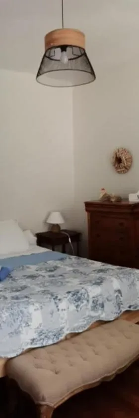 Chambres d'hôtes VILLA ALEXINA，位于Trôo的酒店