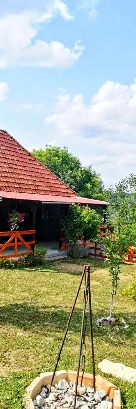 Brvnara Ljubičica，位于Kremna的酒店