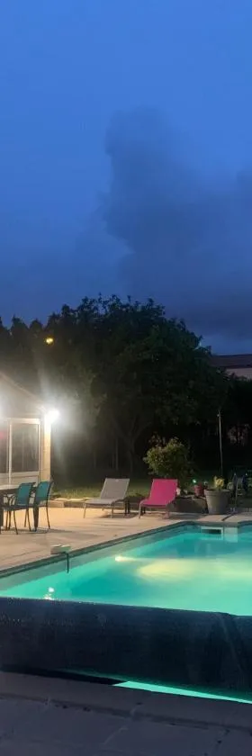 Chez Cathy，位于LʼHoumeau的酒店