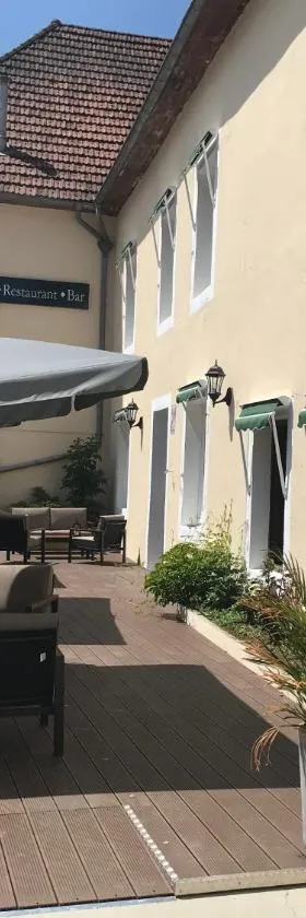Hôtel D’Artiste，位于Pierrefontaine-les-Varans的酒店