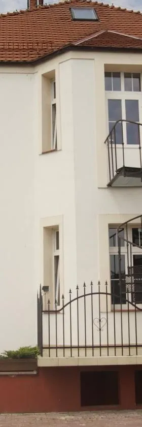 Pałacyk w Pakości Hotel，位于Pakość的酒店
