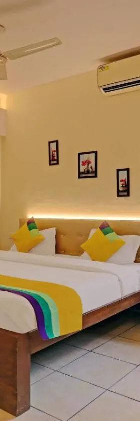 Itsy Hotels Vailankanni Natures Inn，位于帕纳吉的酒店