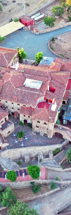 Hotel Monasterio de Rocamador，位于Almendral的酒店
