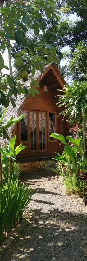 Coconut Tree Cottages，位于巴图卡拉的酒店