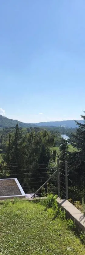 Gästezimmer Erlinsbach bei Aarau, zwischen Aare und Jura，位于尼德尔林斯巴赫的酒店