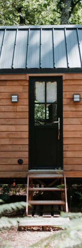 Tiny Stay - Ecolodge，位于Clefs-Val d'Anjou的酒店
