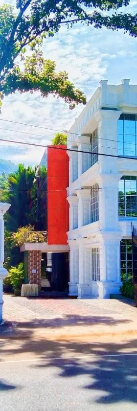 Hotel Kingland，位于Ruwanwella的酒店