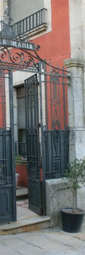 Hotel Villa Maria，位于Fuentes de Béjar的酒店