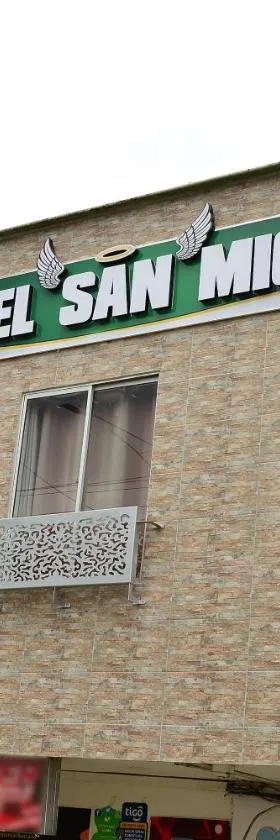 Hotel San Miguel Apartadó，位于阿帕尔塔多的酒店