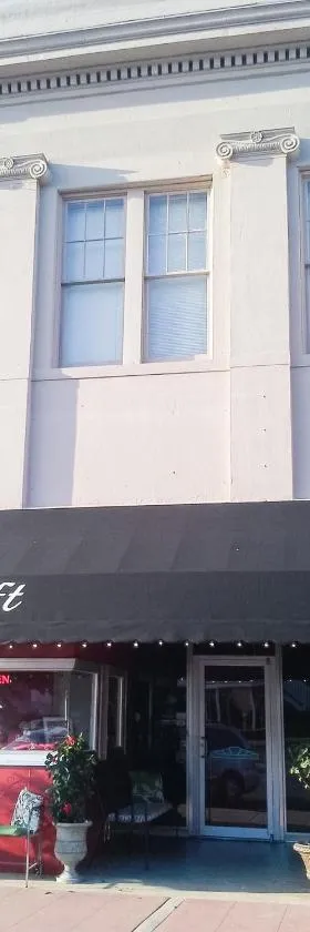 The Loft on the Square，位于Magnolia的酒店