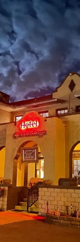 卡萨达加灵修中心酒店，位于Cassadaga的酒店