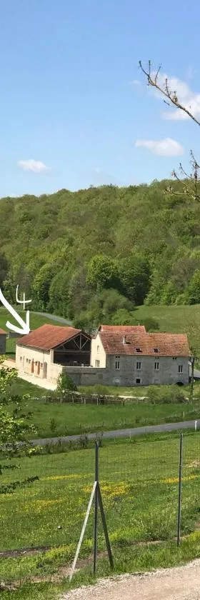 Gite (4 pers) de la Vallée de l'Aujon，位于阿尔克昂巴鲁瓦的酒店
