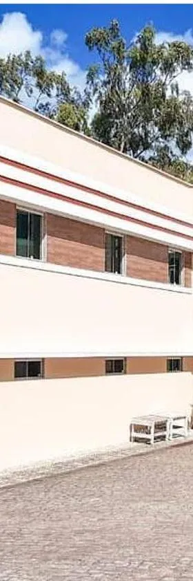 Bara's Hotel，位于Bom Conselho的酒店