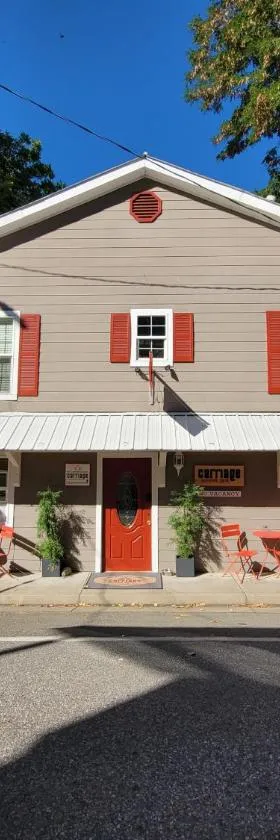 Carriage House Inn，位于Downieville的酒店