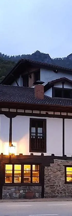 艾尔卡塞里奥乡村民宿，位于卡马莱尼奥的酒店