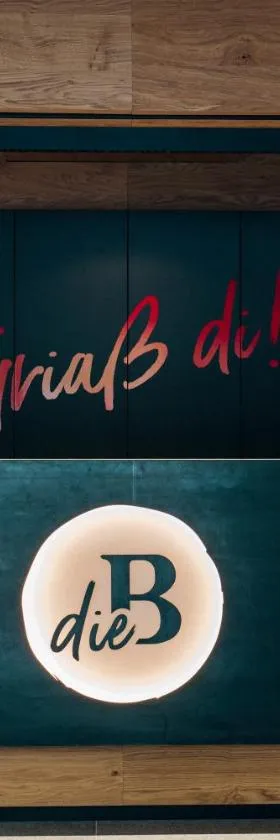 B&B Hotel DIE BARBARA，位于斯拉德明的酒店