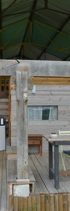 Chalet met mooi uitzicht，位于Bujaleuf的酒店