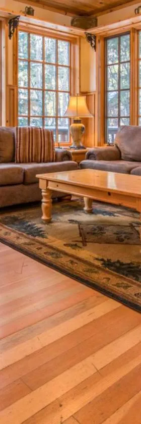 Wallowa River House，位于Joseph的酒店