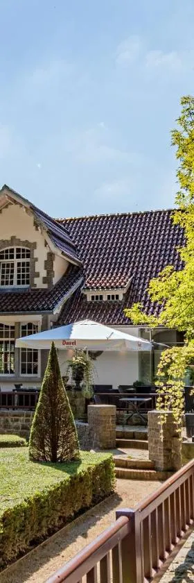 Les Rhodos，位于切维图根的酒店