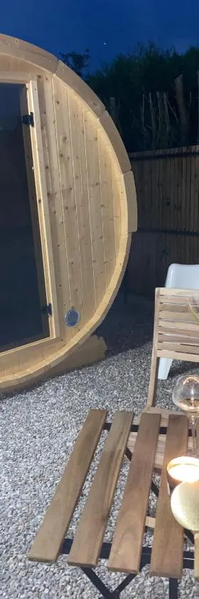 Casa louisa chambre sauna et bain nordique，位于Wailly-Beaucamp的酒店