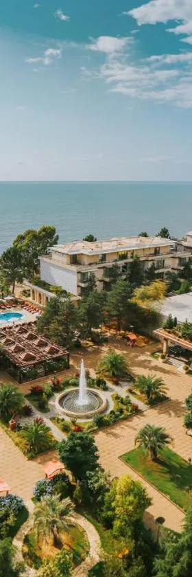 Dreamland Oasis Hotel Chakvi，位于查克维的酒店