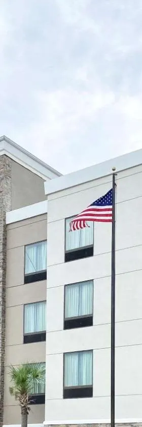 Comfort Suites Byron Warner Robins，位于拜伦的酒店
