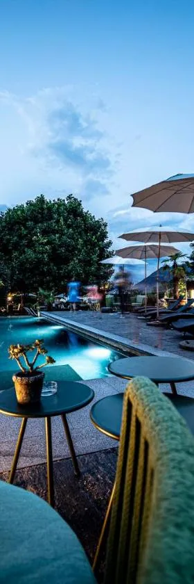 Swiss Historic & Garten Hotel Villa Carona，位于卡罗纳的酒店