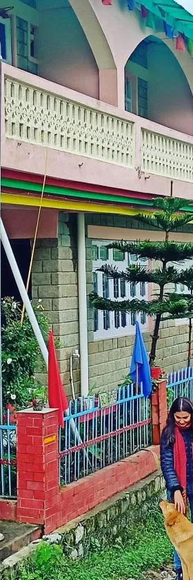 Ritu Raj Home Stay & Cafe，位于Malther的酒店