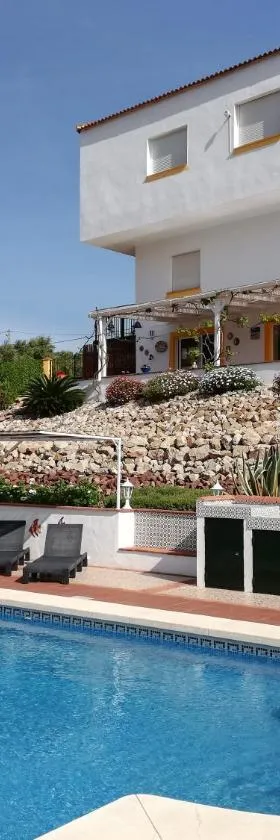 B&B Casa El Corasueño，位于Almogía的酒店