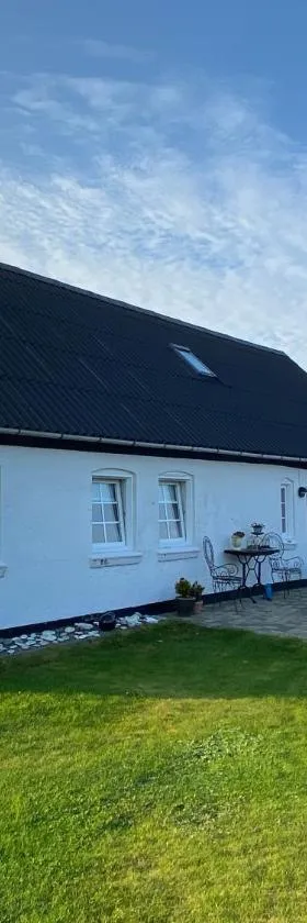 A Vesterhav - tæt på 18b og hotel，位于哈博尔的酒店