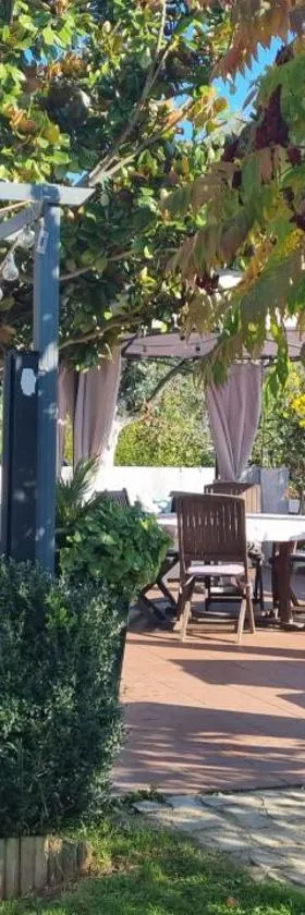 Chez Monique et Jean-Claude，位于Pézarches的酒店