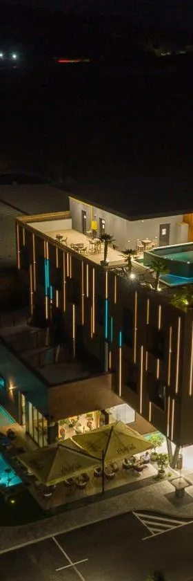 Hotel President，位于查普利纳的酒店