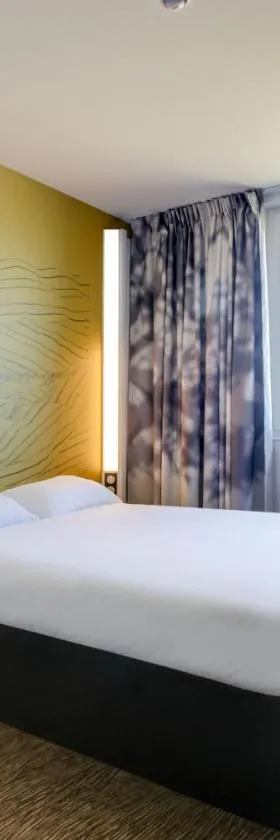 B&B HOTEL Reims Croix Blandin，位于兰斯的酒店