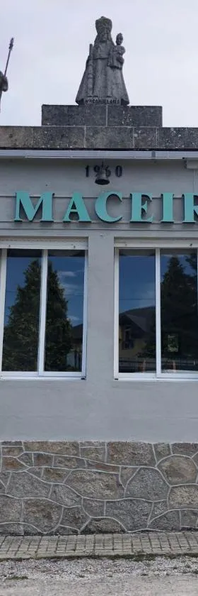 HOTEL AS MACEIRAS，位于特里弗斯的酒店